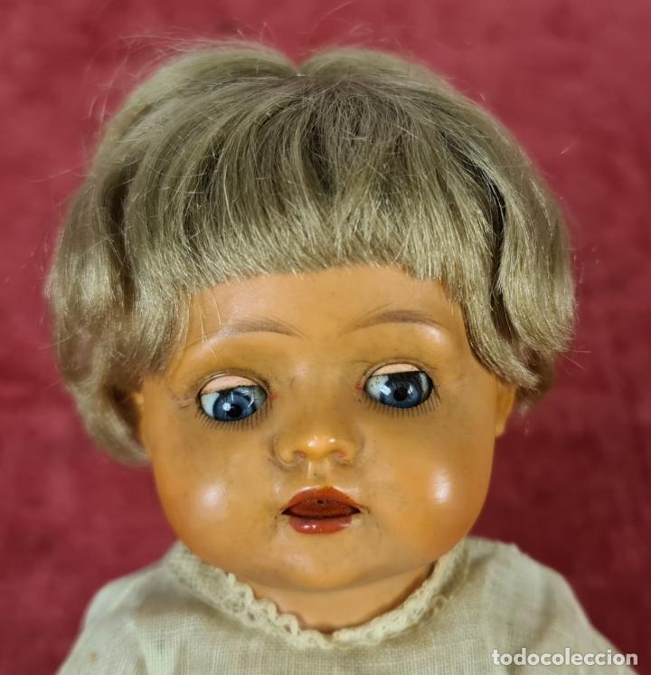 Mu&ntilde;ecas celuloide: MU&Ntilde;ECA DE CELULOIDE. OJOS BASCULANTES. SCHUTZ MARKE. ALEMANIA. CIRCA 1930. - Foto 2