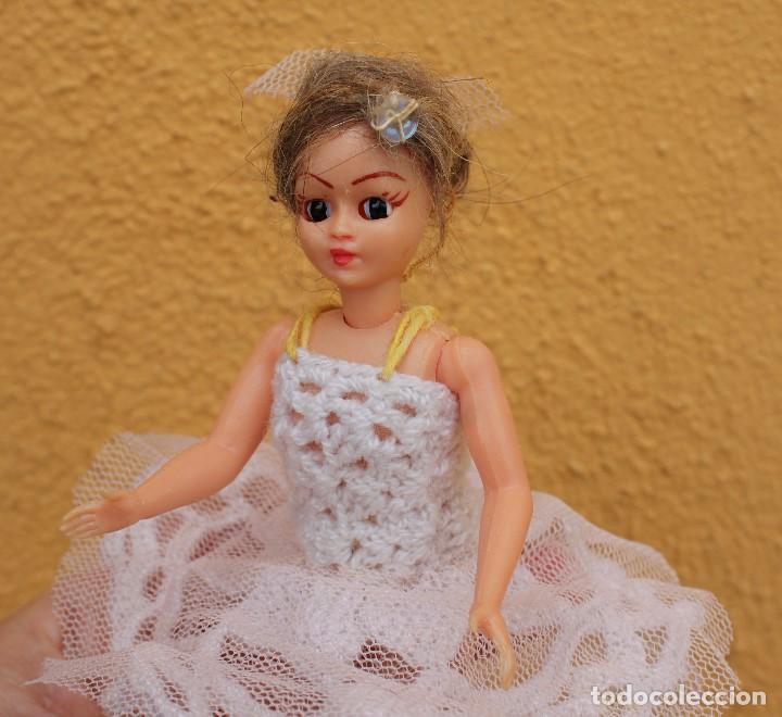 Mu&ntilde;ecas celuloide: Bailarina de celuloide de ojos durmientes, a&ntilde;os 50 - Foto 1
