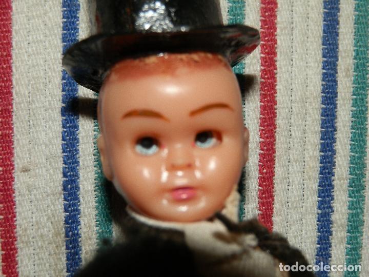 Mu&ntilde;ecas celuloide: MU&Ntilde;EQUITOS PAREJA DE NOVIOS EN CELULOIDE, OJOS DURMIENTES - Foto 3