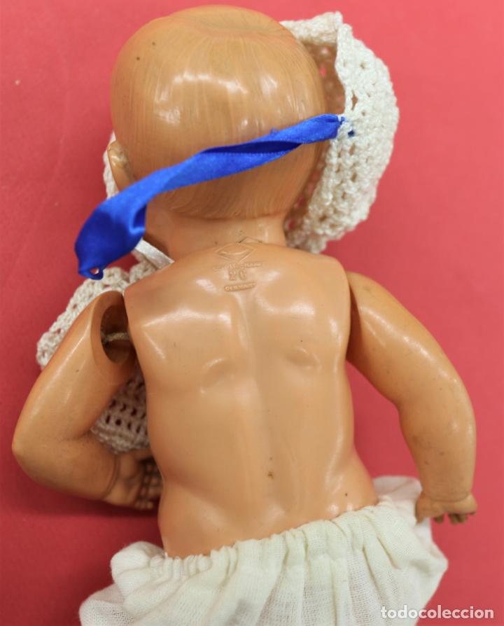 Mu&ntilde;ecas celuloide: MU&Ntilde;ECO DE CELULOIDE MARCA SCHUTZ MARKE 26 cm - Foto 4
