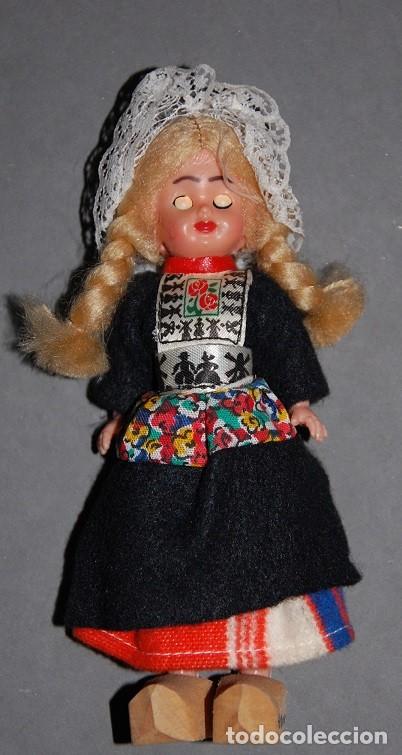 Mu&ntilde;ecas celuloide: ANTIGUA MU&Ntilde;ECA HOLANDESA DE CELULOIDE OJOS DURMIENTES - Foto 2