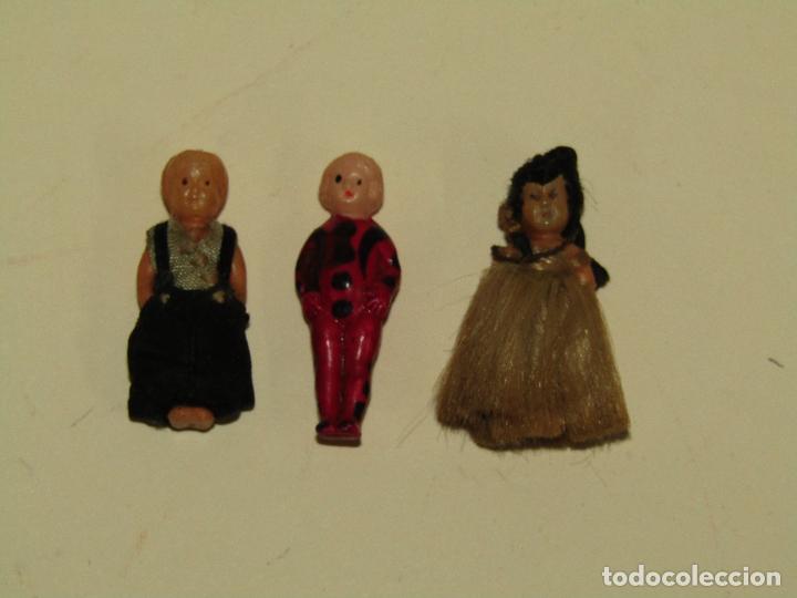 Mu&ntilde;ecas celuloide: Antiguas Mu&ntilde;ecas en Miniatura Fabricadas en Celuloide - A&ntilde;o 1940-50s. - Foto 3