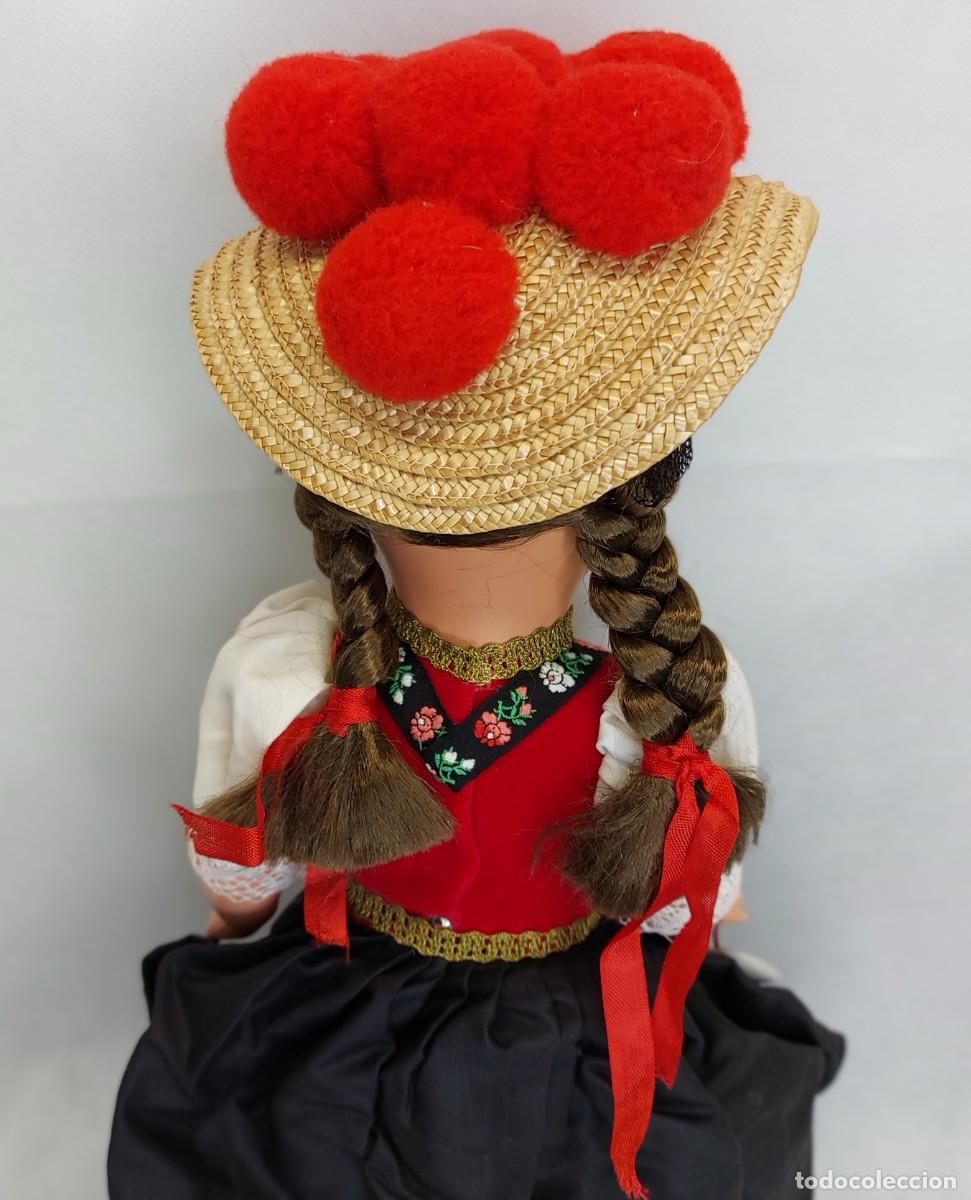 Mu&ntilde;ecas celuloide: MU&Ntilde;ECA ALEMANA DE CELULOIDE VESTIDA REGIONAL SELVA NEGRA. - Foto 5