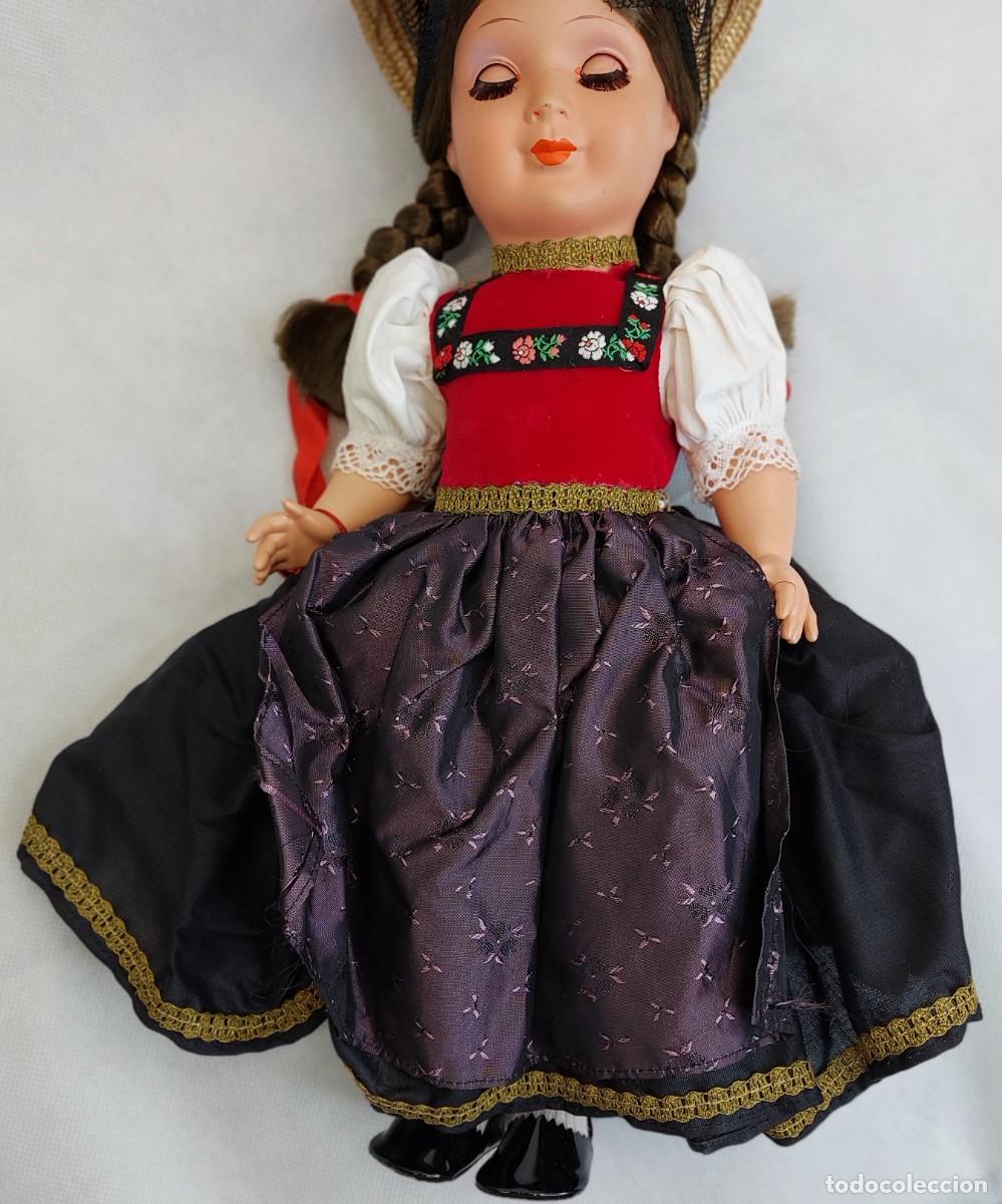 Mu&ntilde;ecas celuloide: MU&Ntilde;ECA ALEMANA DE CELULOIDE VESTIDA REGIONAL SELVA NEGRA. - Foto 8