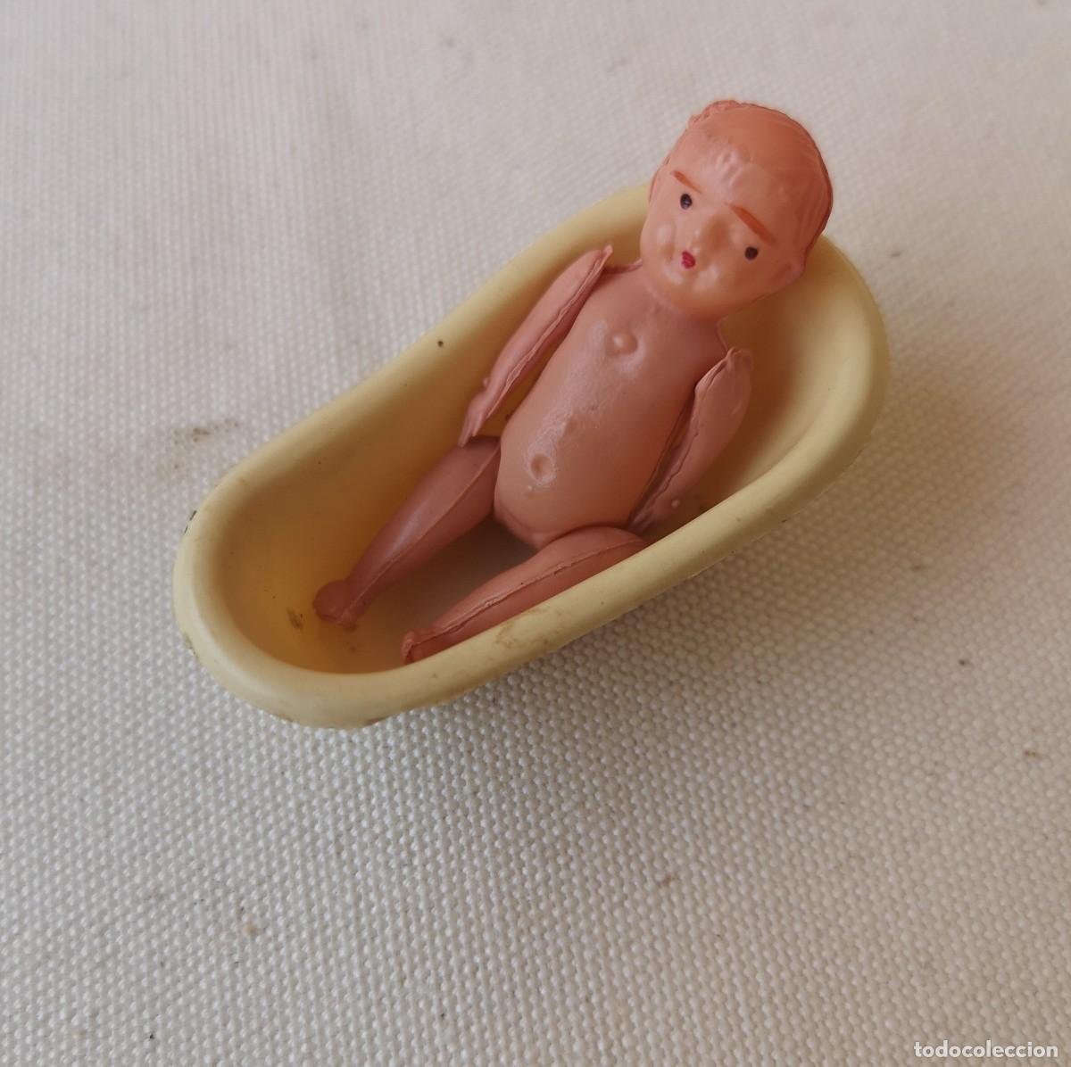 Mu&ntilde;ecas celuloide: NI&Ntilde;O BEBE EN CELULOIDE MADE IN JAPAN CON BA&Ntilde;ERA. - Foto 1