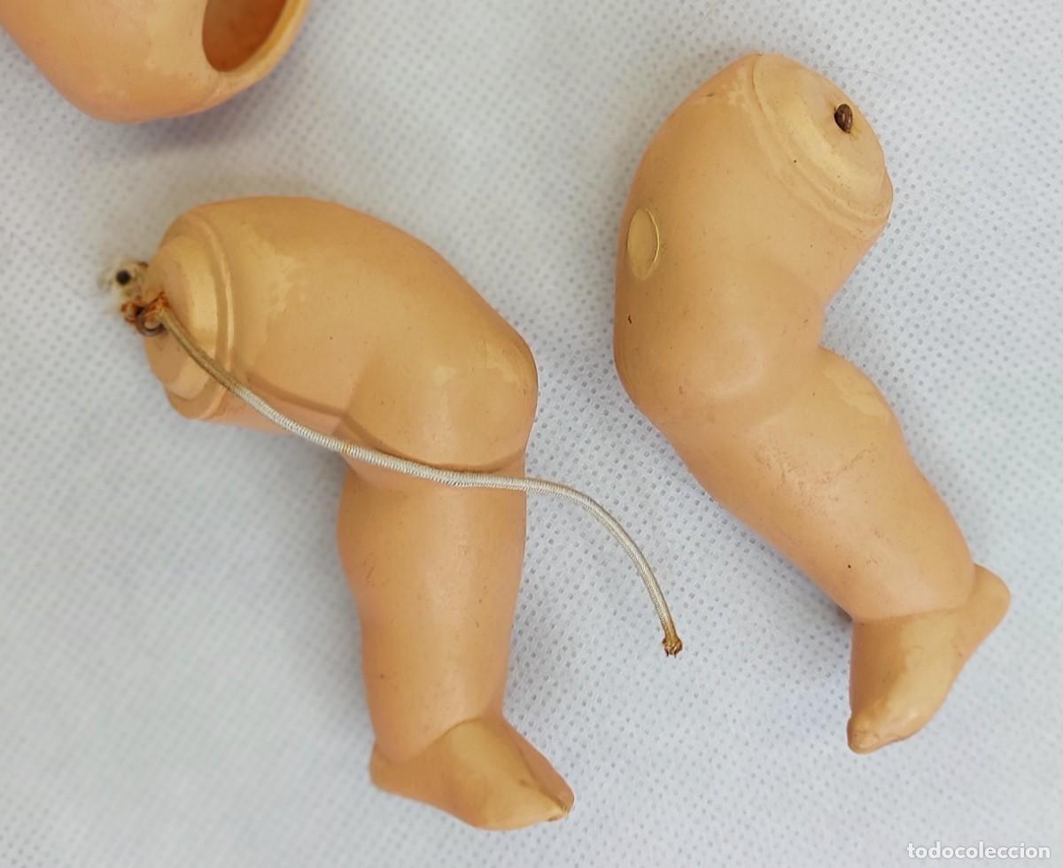 Mu&ntilde;ecas celuloide: MU&Ntilde;ECO DE CELULOIDE PARA REPARAR, MIDE UNOS 23cm. - Foto 2