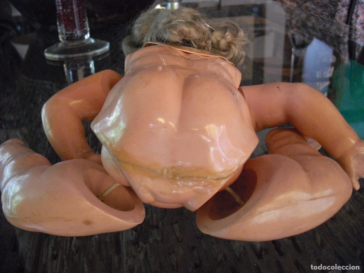 Mu&ntilde;ecas celuloide: Mu&ntilde;eca celuloide , marca tortuga, tiene una antigua reparaci&ograve;n, 37cms - Foto 4