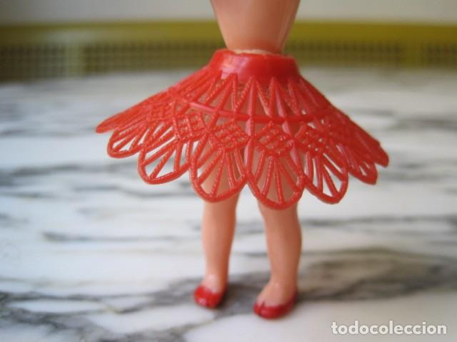 Mu&ntilde;ecas celuloide: MU&Ntilde;ECA DE CELULOIDE - OJOS DURMIENTES - FALDA DE PL&Aacute;STICO - A&Ntilde;OS 50 - Foto 3