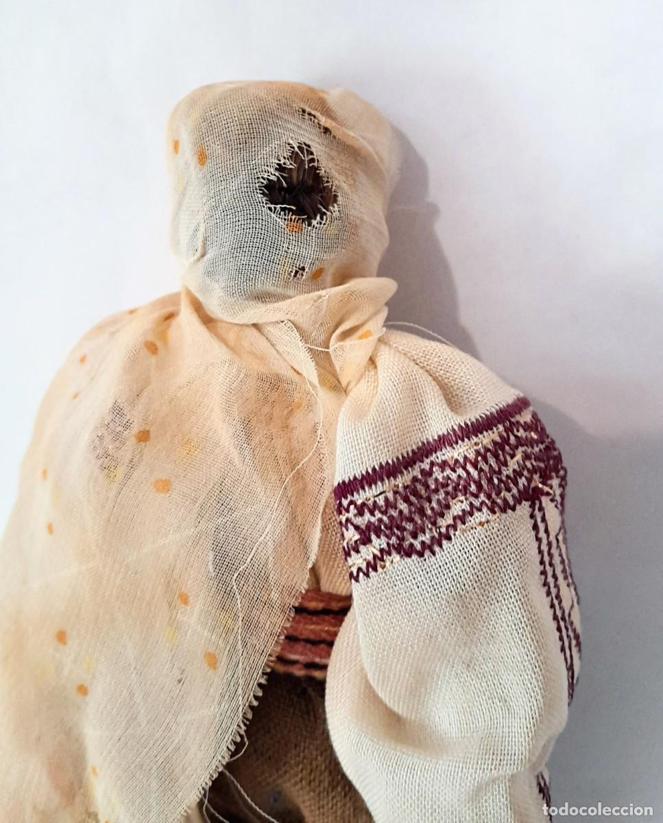 Mu&ntilde;ecas celuloide: Mu&ntilde;eca mu&ntilde;equita con traje tradicional rumana - Foto 5