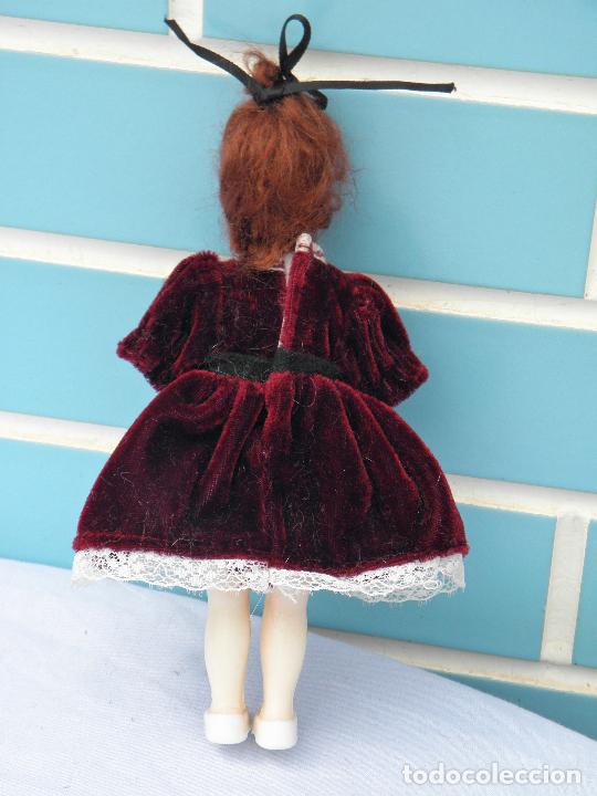 Mu&ntilde;ecas celuloide: Antigua mu&ntilde;eca victoriana de celuloide y ojos durmientes - Foto 3