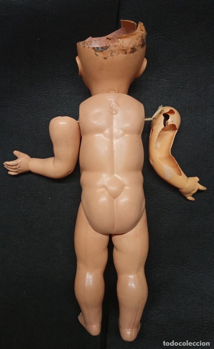 Mu&ntilde;ecas celuloide: Mu&ntilde;eca de celuloide Schutz Marke. Con vestidos a&ntilde;os 20. - Foto 4