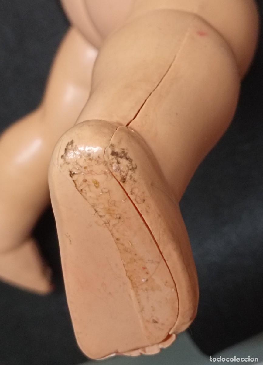 Mu&ntilde;ecas celuloide: Mu&ntilde;eca de celuloide Schutz Marke. Con vestidos a&ntilde;os 20. - Foto 10
