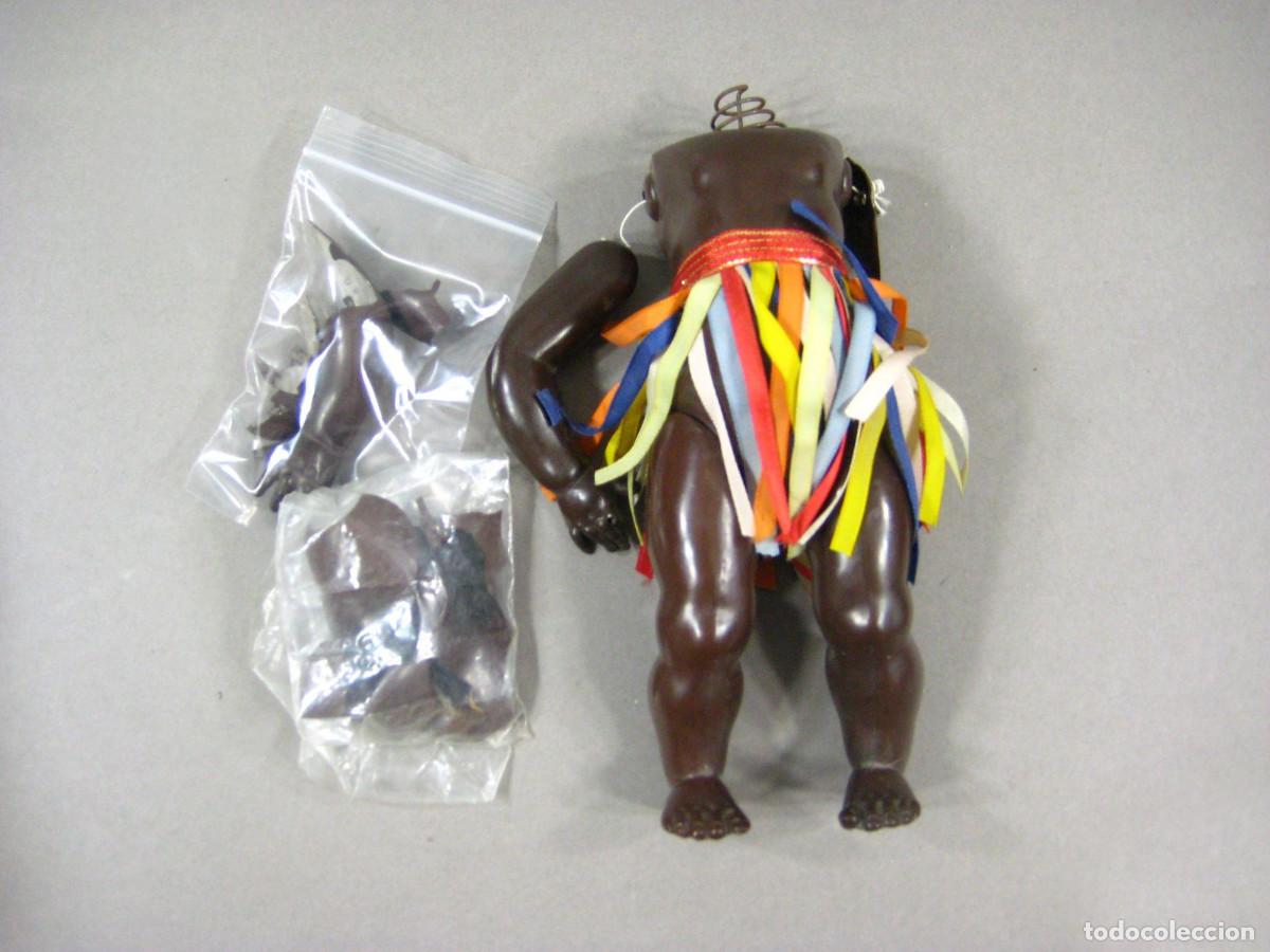 Mu&ntilde;ecas celuloide: Restos de una mu&ntilde;eca de celuloide Negra. Marca Tortuga. Germany. 30. - Foto 1