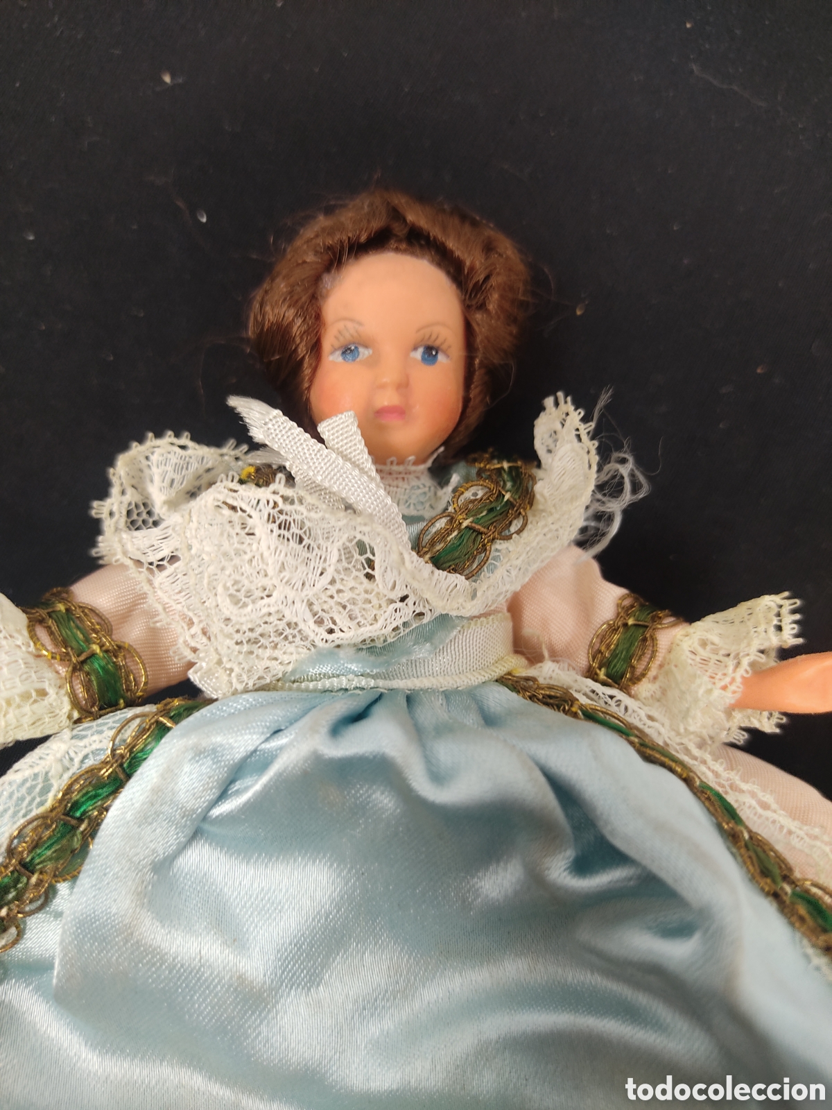 Mu&ntilde;ecas celuloide: Mu&ntilde;eca miniatura en pl&aacute;stico. 14 cms - Foto 1