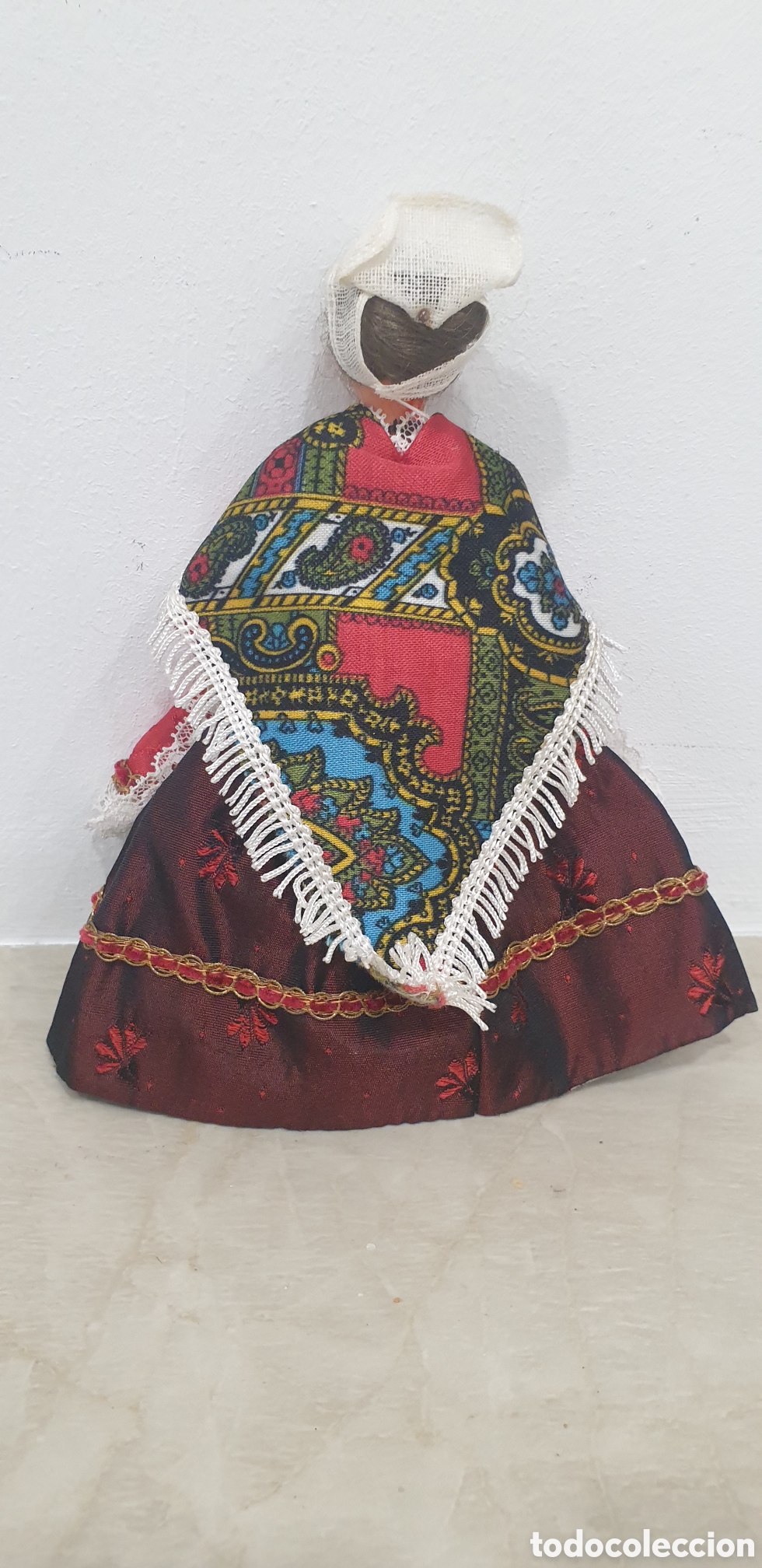 Mu&ntilde;ecas celuloide: Dos mu&ntilde;ecas antiguas de celuloide, traje t&iacute;pico europeo - Foto 7