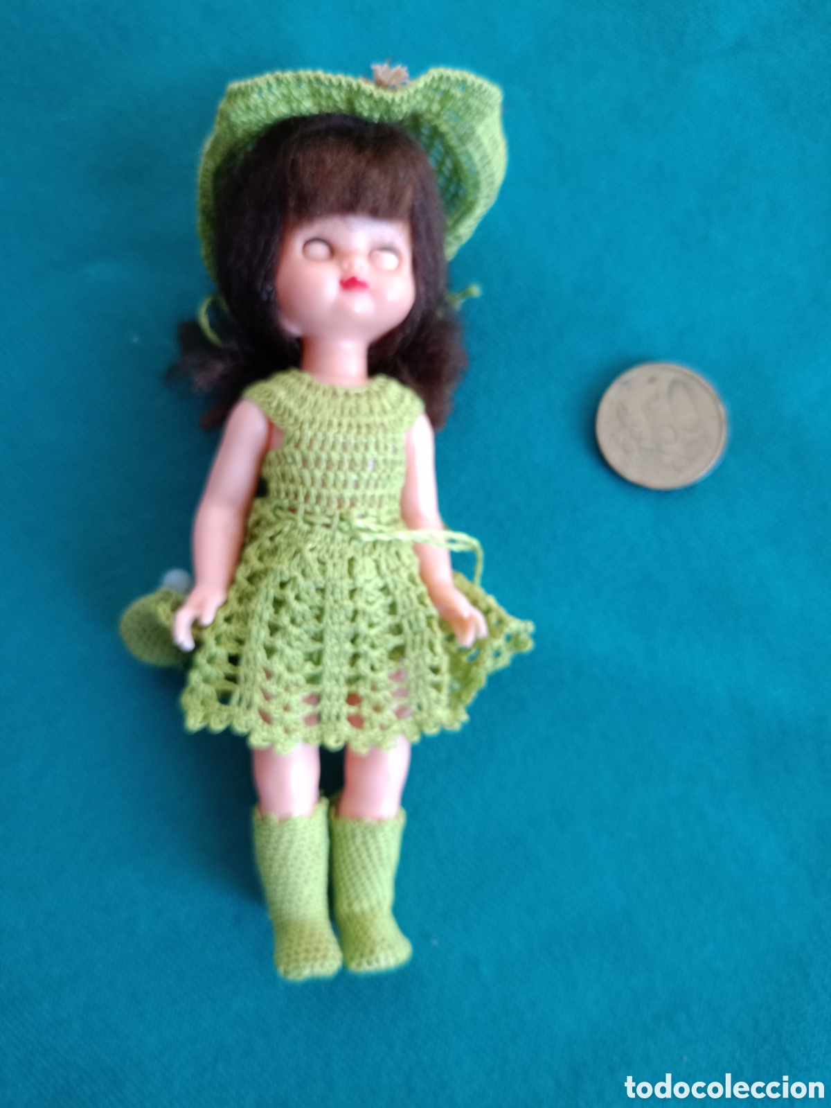 Mu&ntilde;ecas celuloide: ANTIGUA MU&Ntilde;ECA CELULOIDE TRAJE VERDE - Foto 1