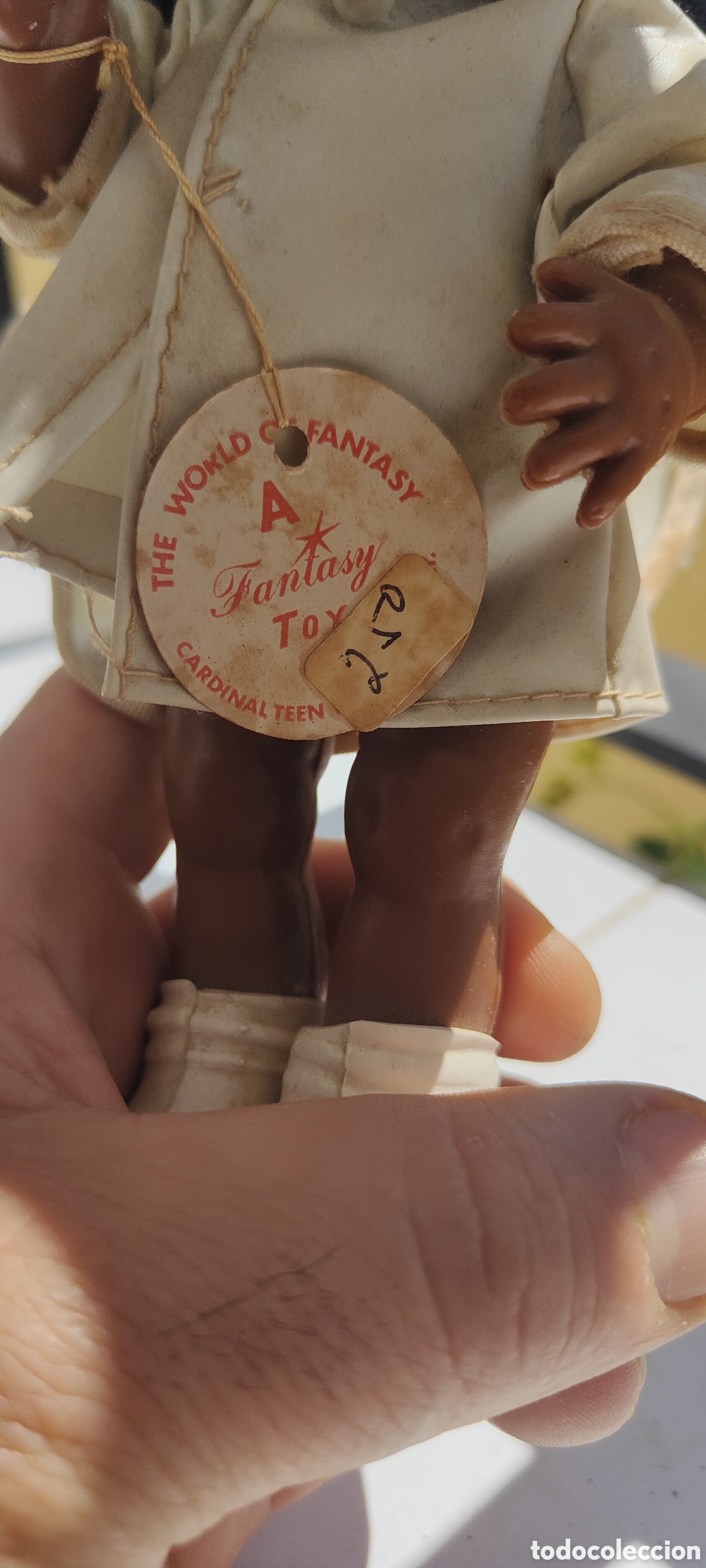 Mu&ntilde;ecas celuloide: ANTIGUA MU&Ntilde;ECA NEGRITA CON CHUBASQUERO Y GORRO - Foto 3