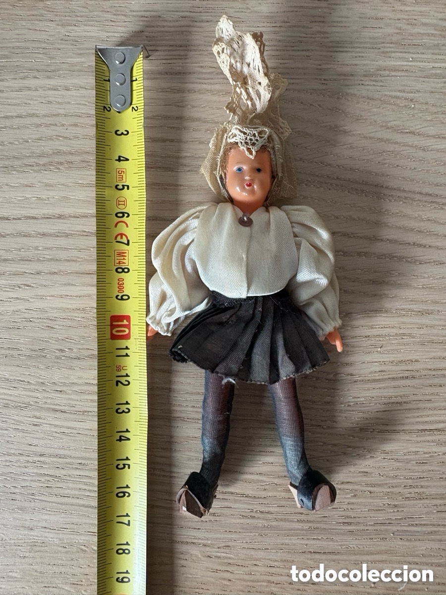 Mu&ntilde;ecas celuloide: Mu&ntilde;eca celuloide regional francesa (A19) - Foto 2