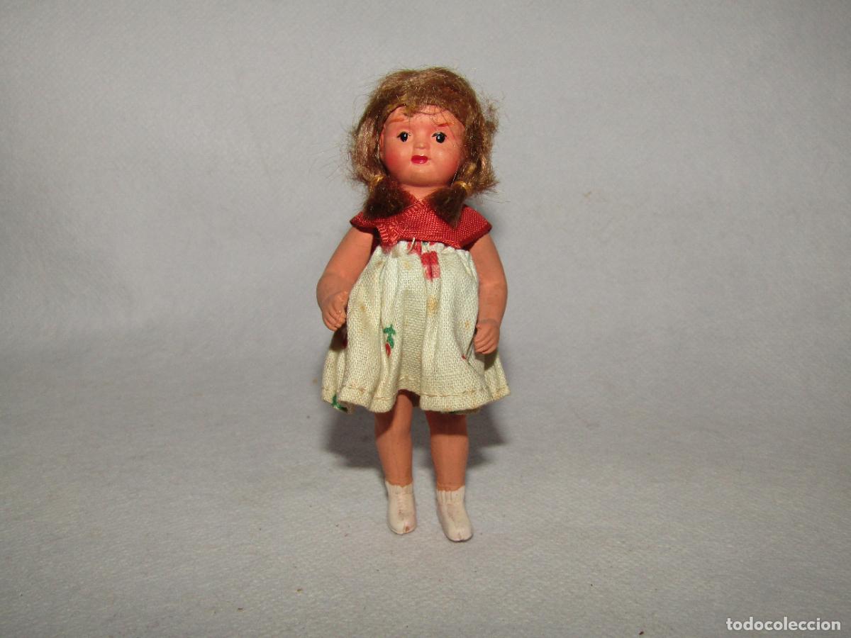 Mu&ntilde;ecas celuloide: Antigua Mu&ntilde;eca en Miniatura de Celuloide - Foto 2