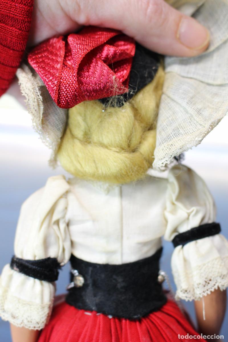 Mu&ntilde;ecas celuloide: 03. Antigua mu&ntilde;eca celuloide traje regional de Appenzell, Suiza. - Foto 6