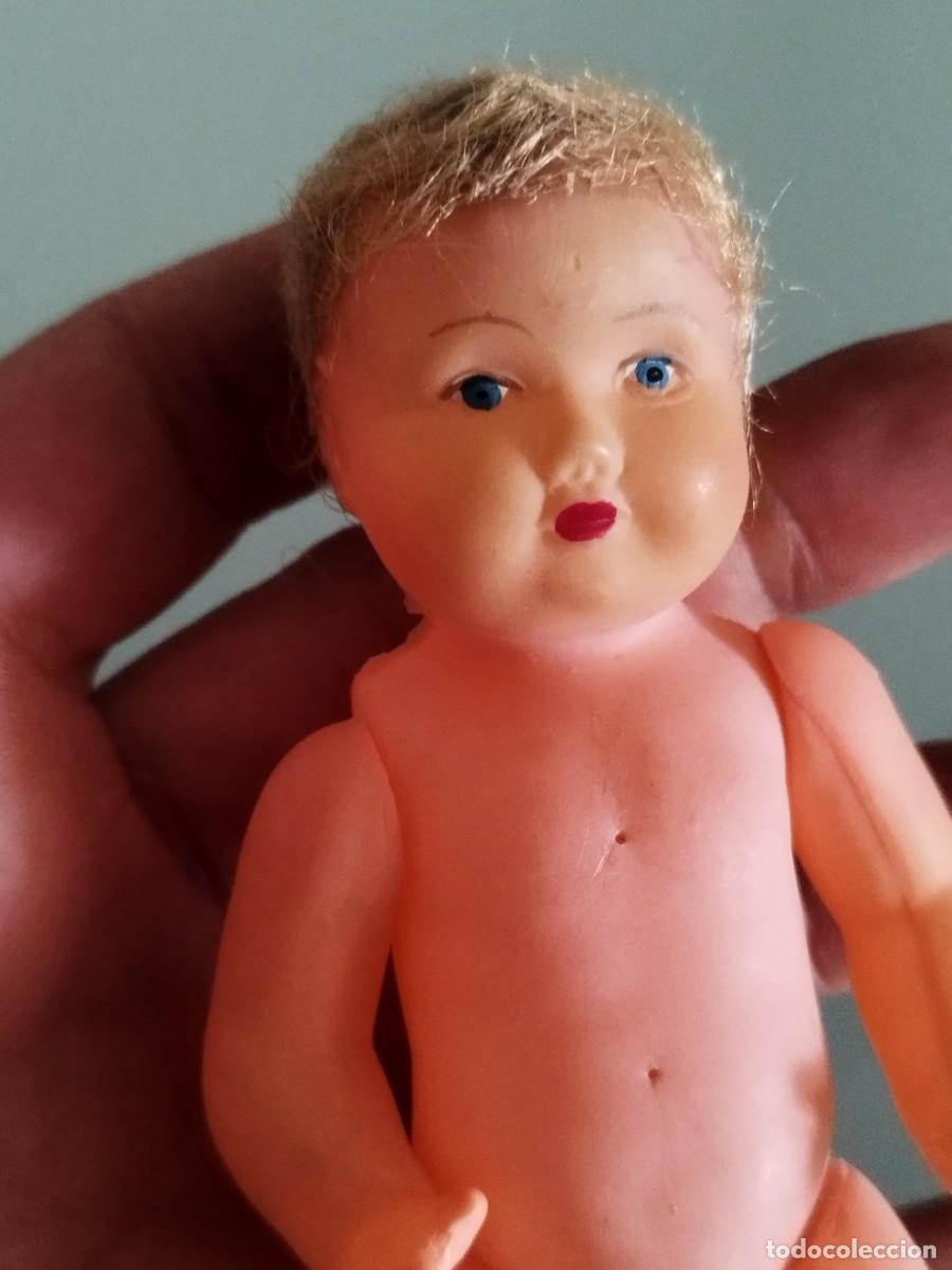 Mu&ntilde;ecas celuloide: Antigua peque&ntilde;a mu&ntilde;eca de celuloide francesa, con el pelo a restaurar. - Foto 2