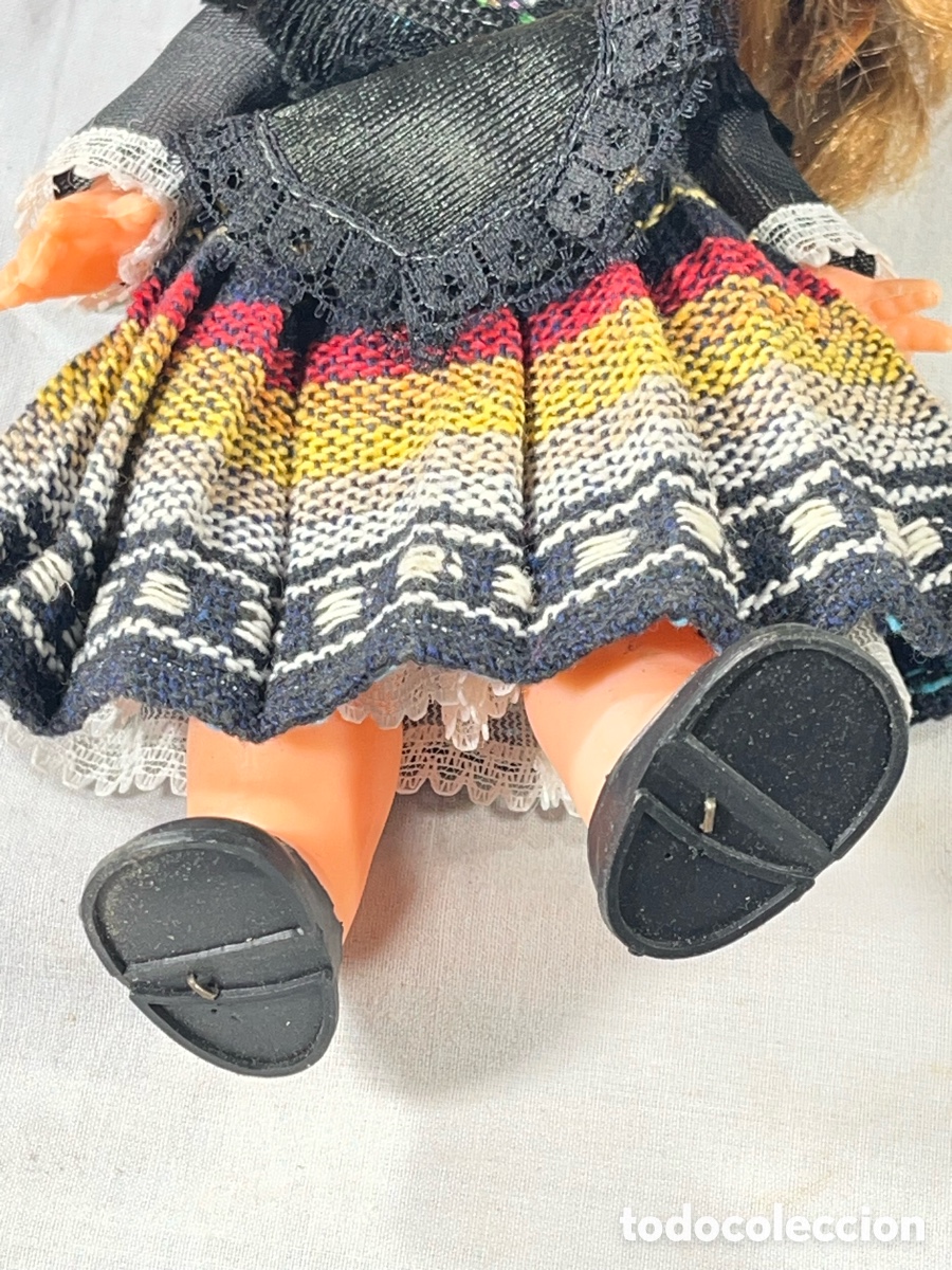 Mu&ntilde;ecas celuloide: Mu&ntilde;eca celuloide de Colecci&oacute;n - Traje Regional. V1 - Foto 3