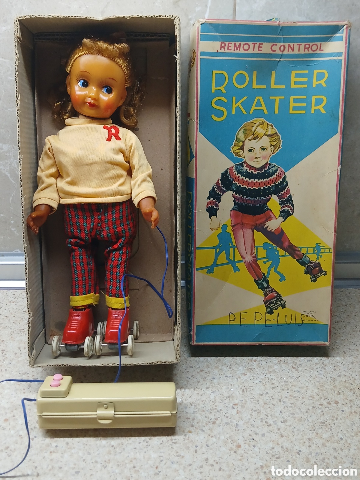 Mu&ntilde;ecas Celuloide: MU&Ntilde;ECA PATINADORA CABLEDIRIGIDA EN CAJA ORIGINAL MADE IN JAPAN.