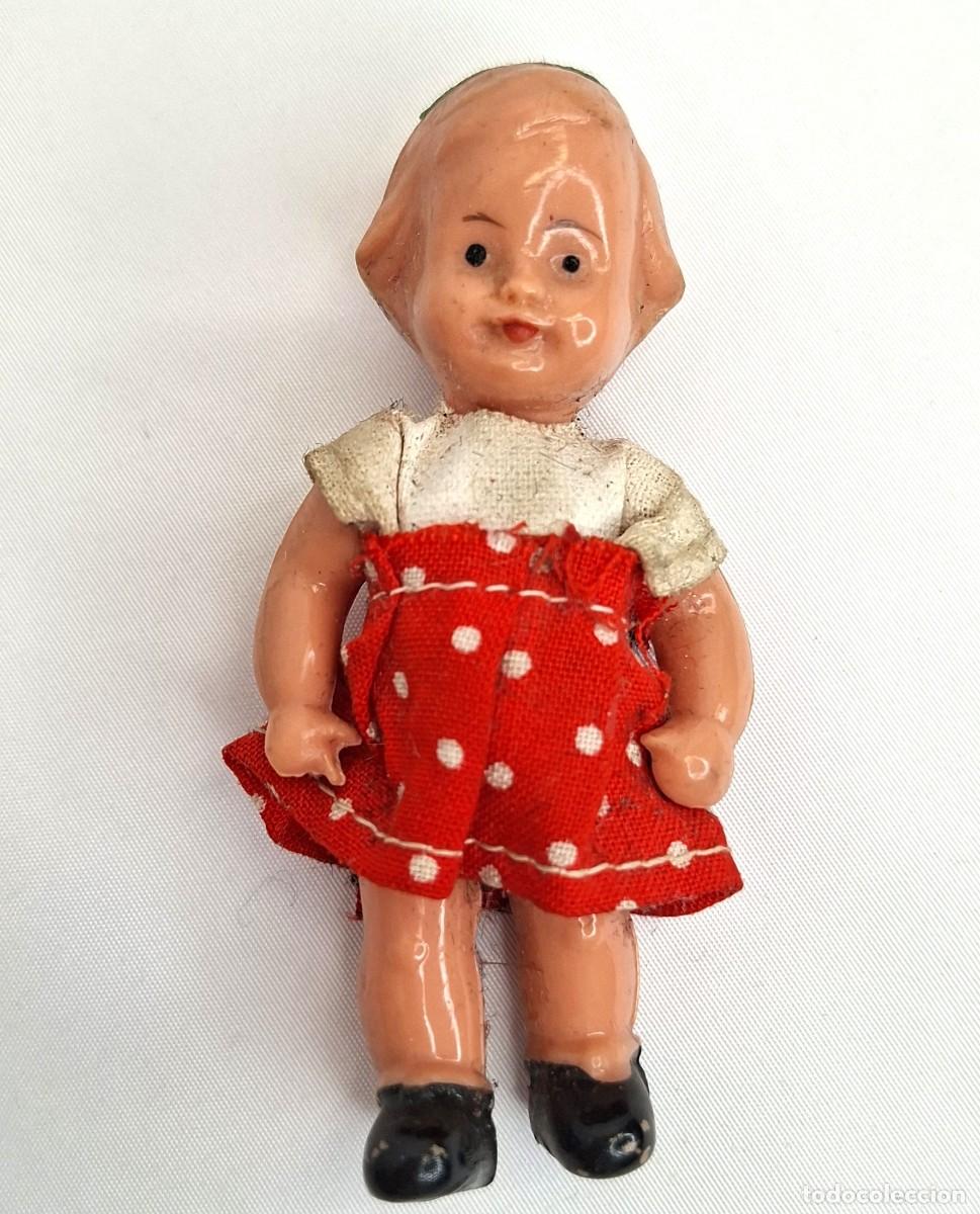 Mu&ntilde;ecas celuloide: MU&Ntilde;ECA DE CELULOIDE, MIDE 7,5cm.