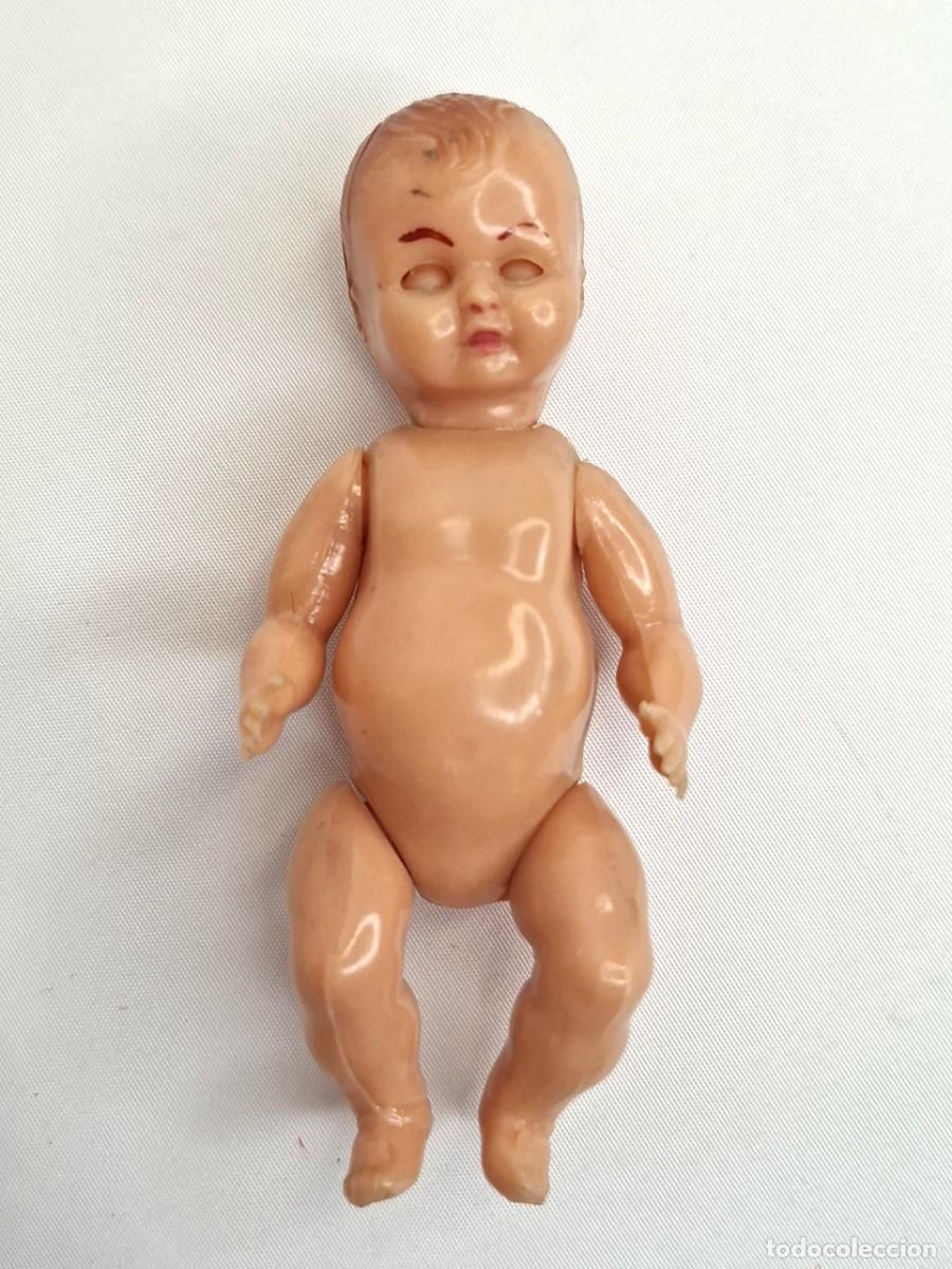 Mu&ntilde;ecas celuloide: MU&Ntilde;ECO BEBE DE CELULOIDE , OJOS DURMIENTES MIDE 9 cm. - Foto 2