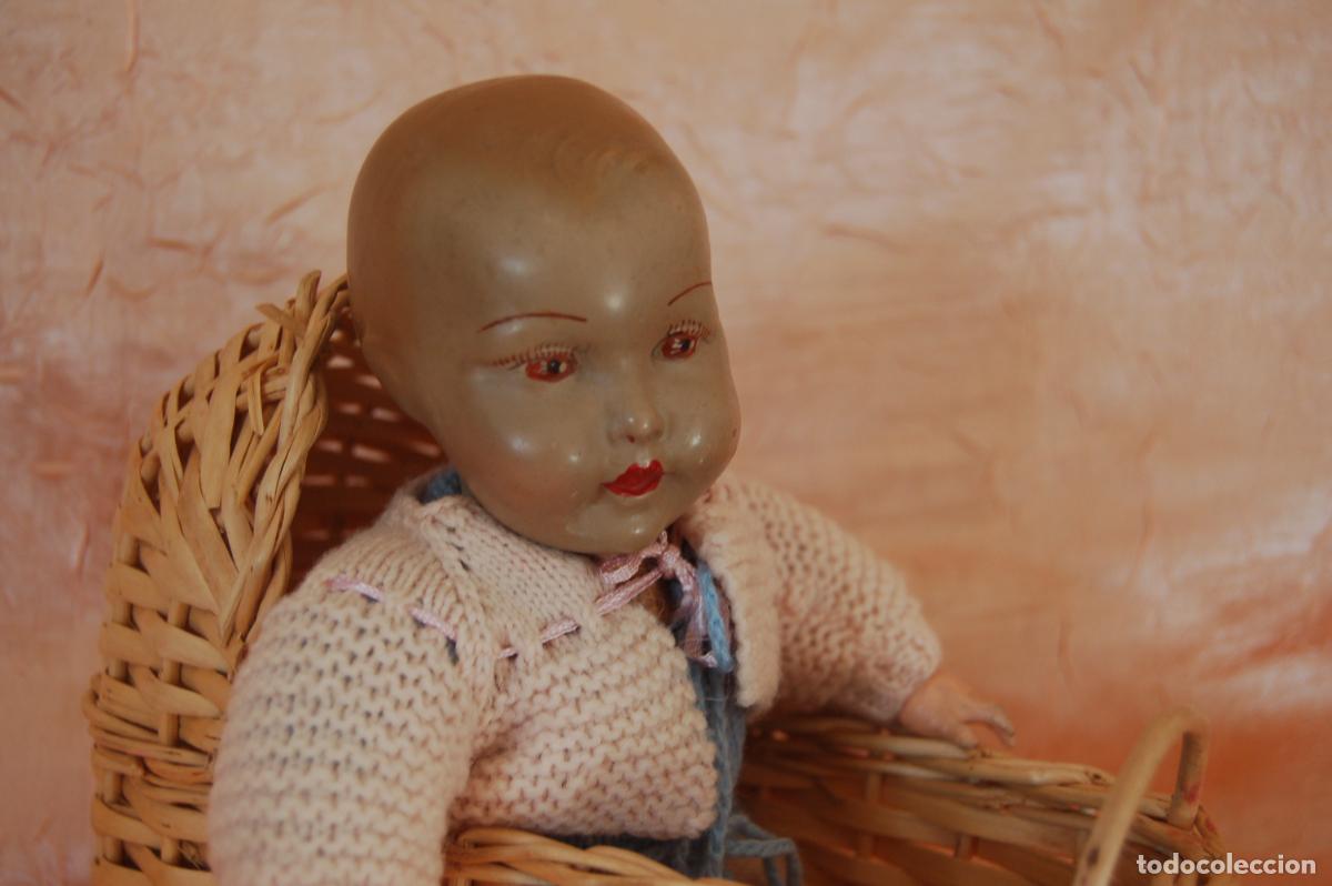 Mu&ntilde;ecas composici&oacute;n: beb&eacute; antiguo en cunita - Foto 7