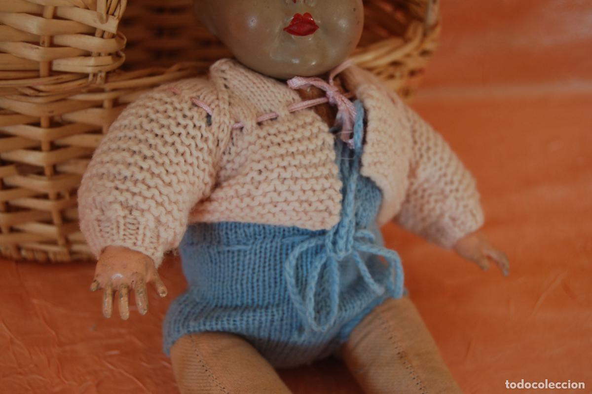 Mu&ntilde;ecas composici&oacute;n: beb&eacute; antiguo en cunita - Foto 8
