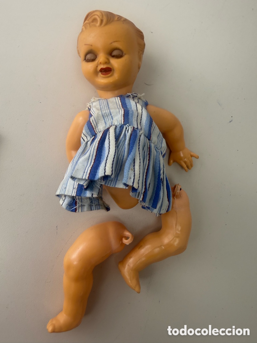 Mu&ntilde;ecas composici&oacute;n: Mu&ntilde;eco antiguo con ojos durmientes. Tama&ntilde;o peque&ntilde;o. A&ntilde;os 30 - 40
