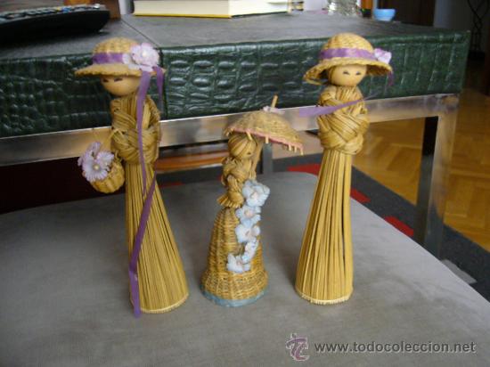 Mu&ntilde;ecas espa&ntilde;olas modernas: CONJUNTO DE TRES MU&Ntilde;ECAS DE PAJILLA - Foto 1