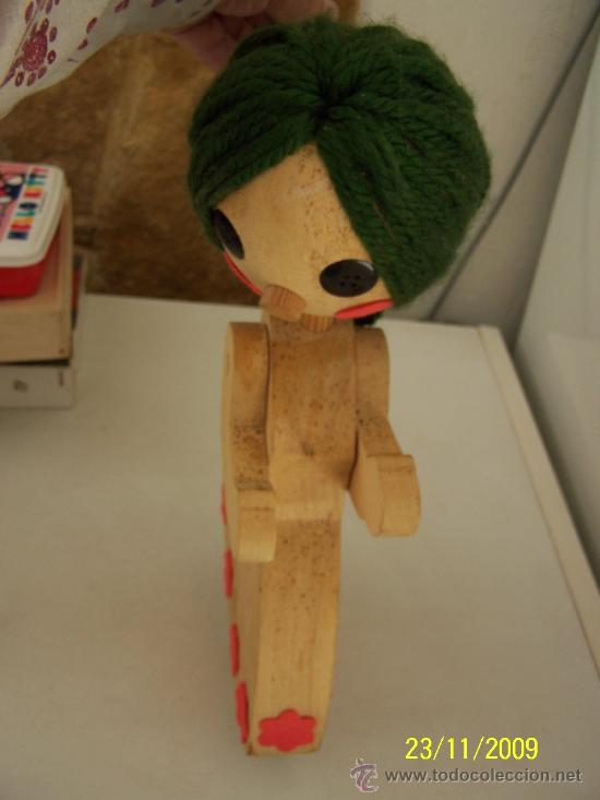 Mu&ntilde;ecas espa&ntilde;olas modernas: MU&Ntilde;ECA - CORRE PASILLOS, DE MADERA- MIDE 34 CM. (LA MU&Ntilde;ECA) - Foto 2