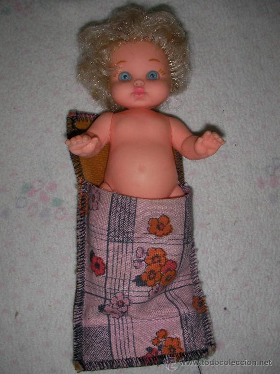 Mu&ntilde;ecas espa&ntilde;olas modernas: ANTIGUO MU&Ntilde;ECO BEBE CON ACCESORIO - Foto 1