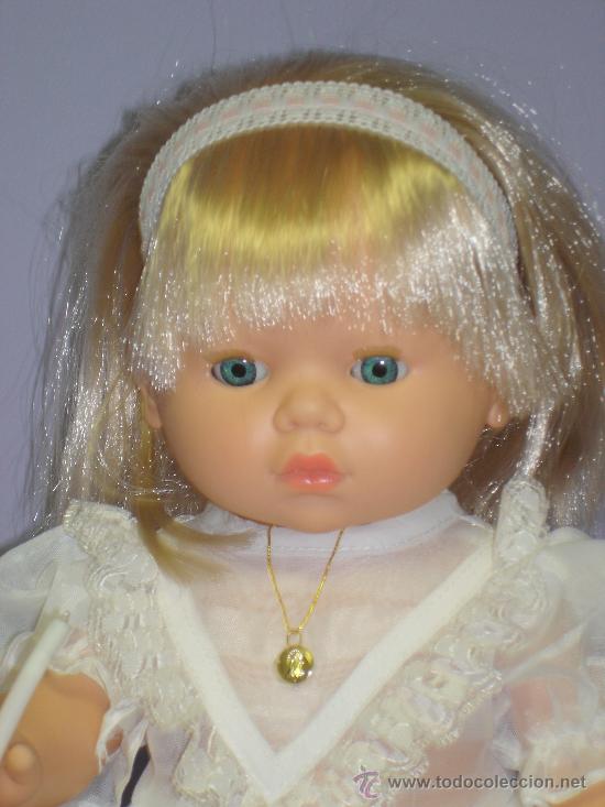 Mu&ntilde;ecas espa&ntilde;olas modernas: MU&Ntilde;ECA VESTIDA DE COMUNION DE BERJUAN - Foto 2