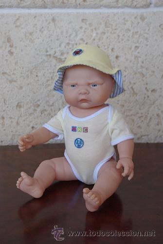 Moderne spanische Puppen: Mu&ntilde;eco, uno de los Trillizos de Famosa. Sexuado ni&ntilde;o.