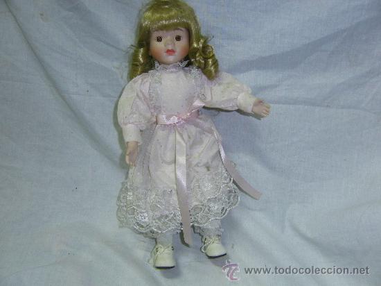 Mu&ntilde;ecas espa&ntilde;olas modernas: MU&Ntilde;ECA VESTIDA CON MARCA THE CLASIQUE - Foto 1