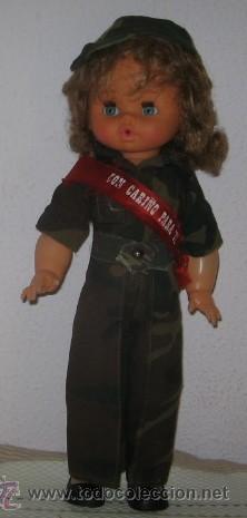 Mu&ntilde;ecas espa&ntilde;olas modernas: MU&Ntilde;ECA DEL EJ&Eacute;RCITO DE TIERRA CON UNIFORME DE CAMUFLAJE - Foto 1