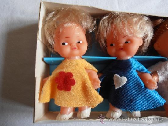 Mu&ntilde;ecas espa&ntilde;olas modernas: CONJUNTO 5 MINI MU&Ntilde;ECAS EN CAJA NUEVAS - Foto 2