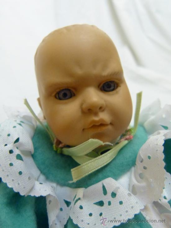 Mu&ntilde;ecas espa&ntilde;olas modernas: beb&eacute; disgustado de panre - Foto 1
