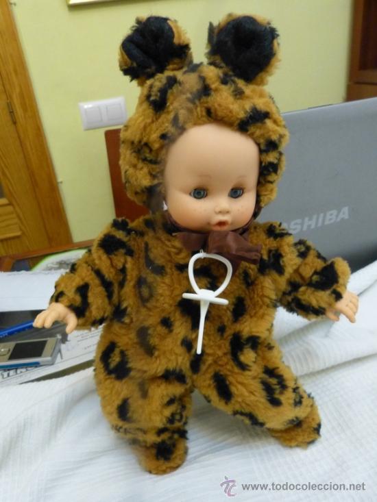 Mu&ntilde;ecas espa&ntilde;olas modernas: beb&eacute; con disfraz de leopardo, minisone - Foto 1