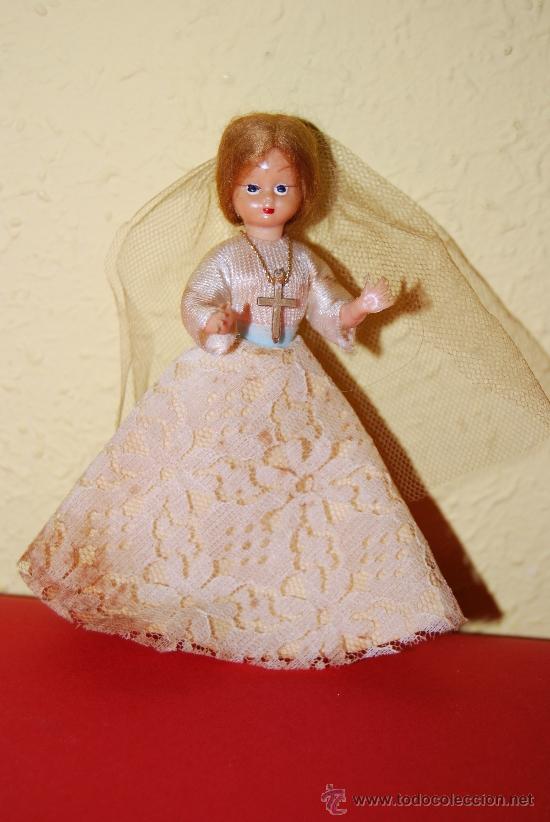 Mu&ntilde;ecas espa&ntilde;olas modernas: MU&Ntilde;ECA DE CELULOIDE VESTIDA DE PRIMERA COMUNI&Oacute;N - A&Ntilde;OS 50-60 - Foto 2
