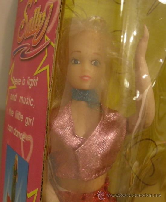 Mu&ntilde;ecas espa&ntilde;olas modernas: DANCING SALLY,CAJA ORIGINAL,A ESTRENAR - Foto 3