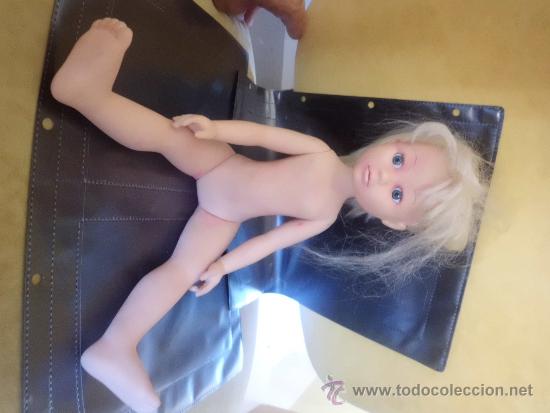 Mu&ntilde;ecas espa&ntilde;olas modernas: Mu&ntilde;eca detras pone SIMBA - Foto 1