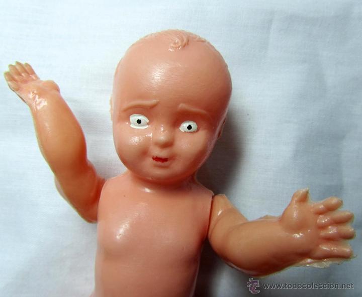 Mu&ntilde;ecas espa&ntilde;olas modernas: Peque&ntilde;o mu&ntilde;eco bebe de celuloide - Foto 1