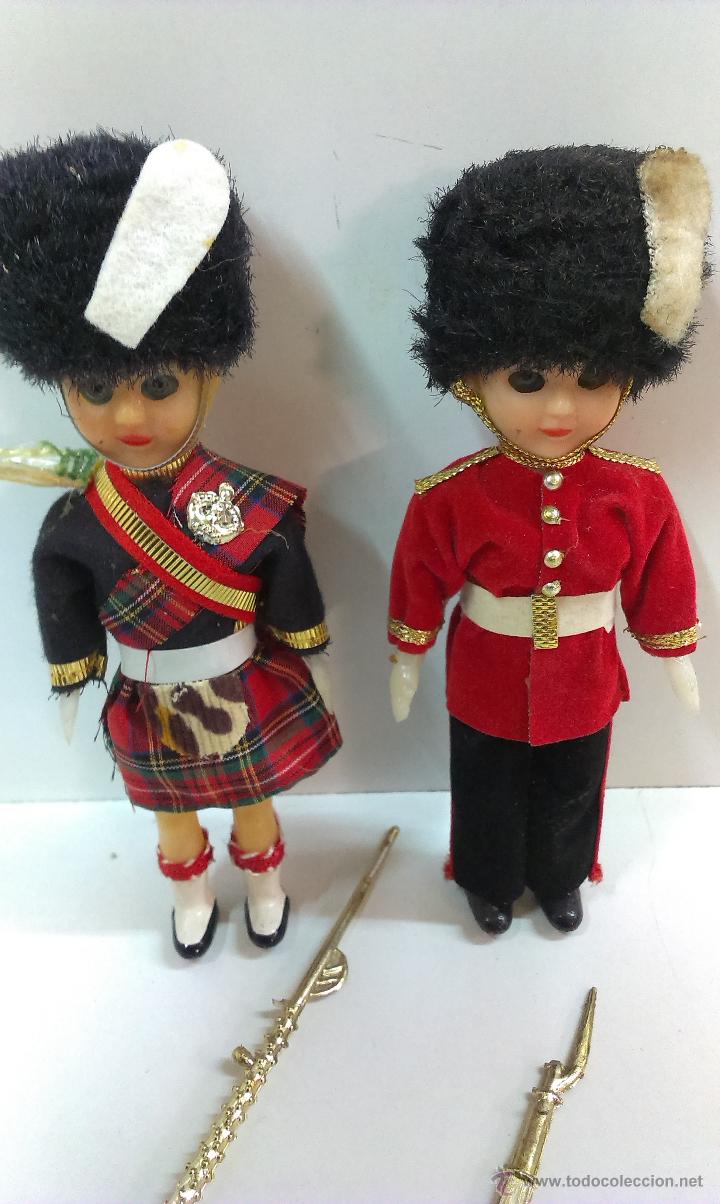 Mu&ntilde;ecas espa&ntilde;olas modernas: DOS BONITOS MU&Ntilde;ECOS EN CELULOIDE ( ESCOCES - INGLES ) - Foto 2