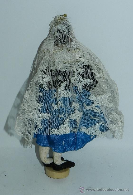 Mu&ntilde;ecas espa&ntilde;olas modernas: MU&Ntilde;ECA CON TRAJE REGIONAL, REALIZADA EN PLASTICO, MIDE 20 CMS. - Foto 2