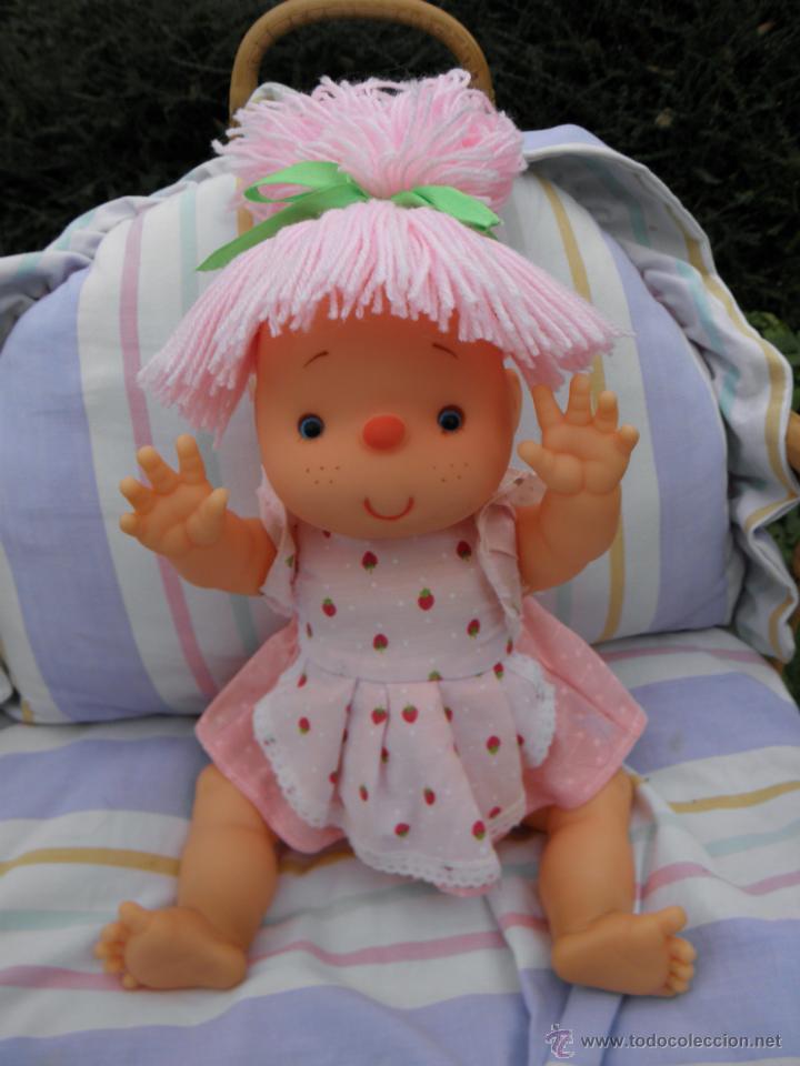 Mu&ntilde;ecas Espa&ntilde;olas Modernas: Mu&ntilde;eca antigua Farita con el pelo de lana rosa