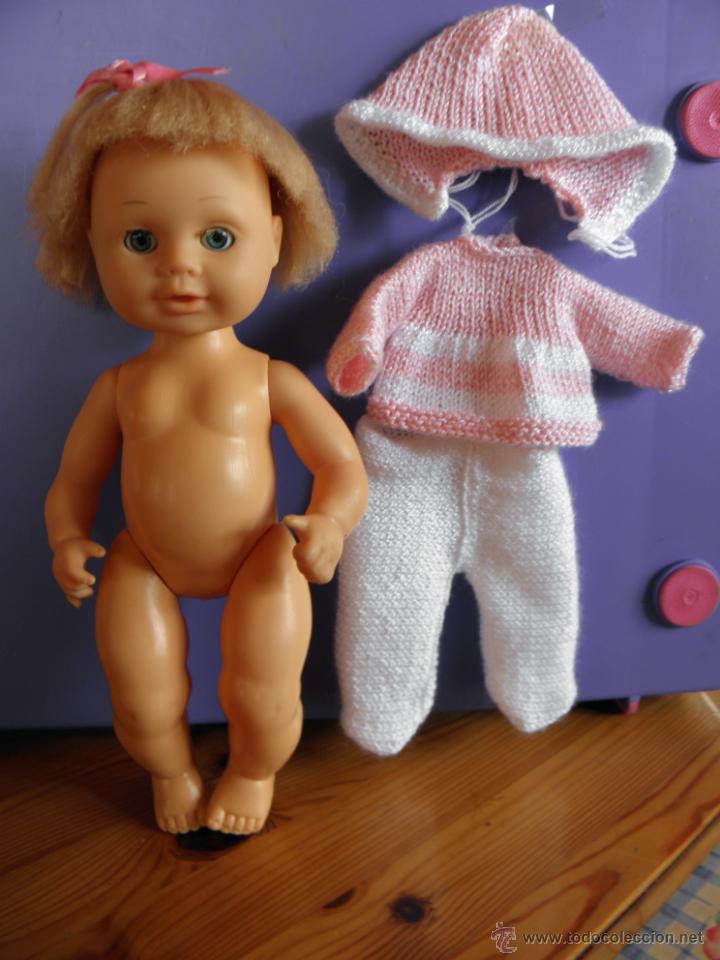 Poup&eacute;es Espagnoles Modernes: Antigua mu&ntilde;eca beb&eacute; de 28 cm con conjunto de ropa de punto a medida